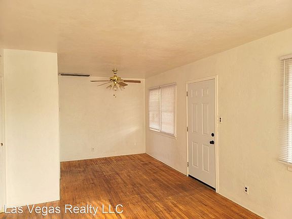 3rd image of 412 S Maryland Pkwy #7334428