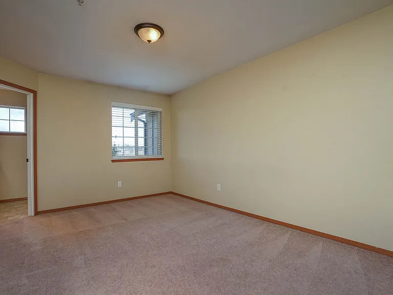 4341 S Warner St — Photo 8