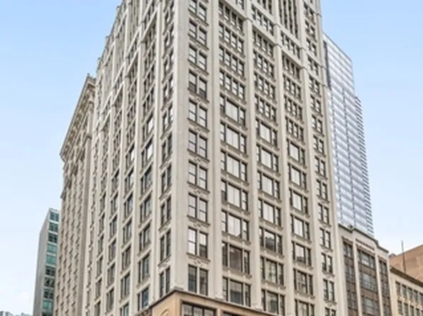 8 W Monroe St APT 404, Chicago, IL 60603