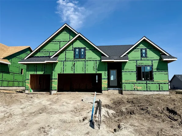 4715 178th St, Urbandale, IA 50232
