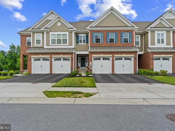 2609 Vardon Ln, Ellicott City, MD 21042