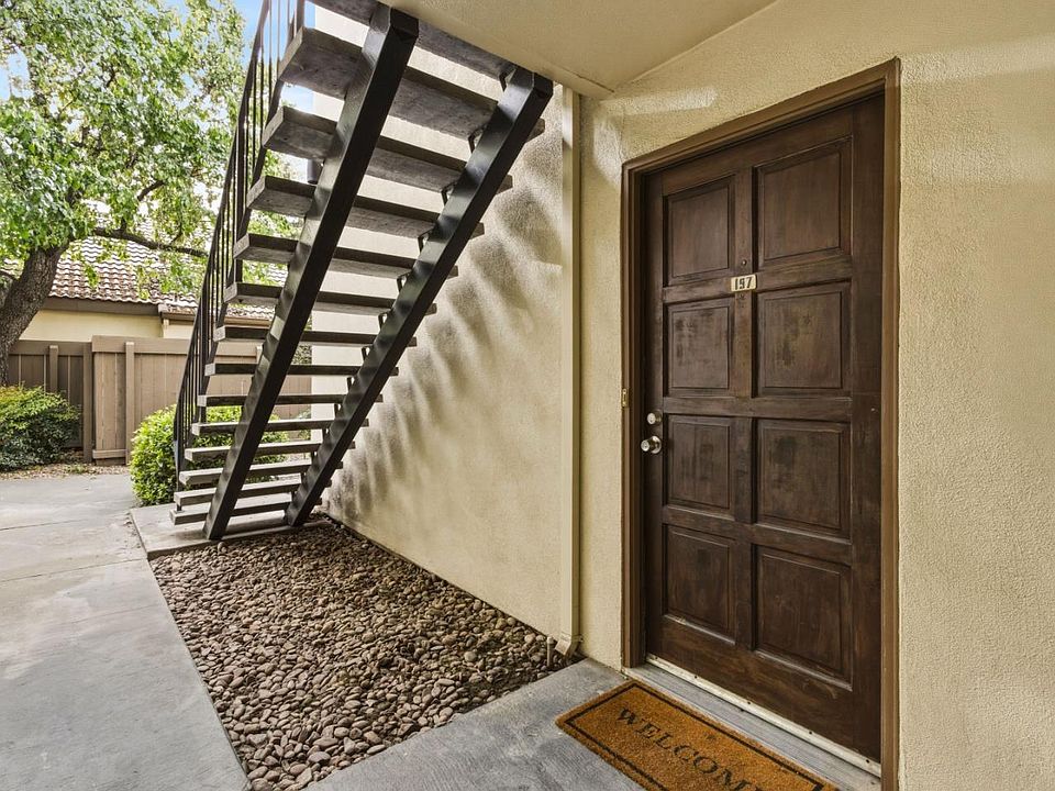 1st image of 3701 Colonial Dr APT 197