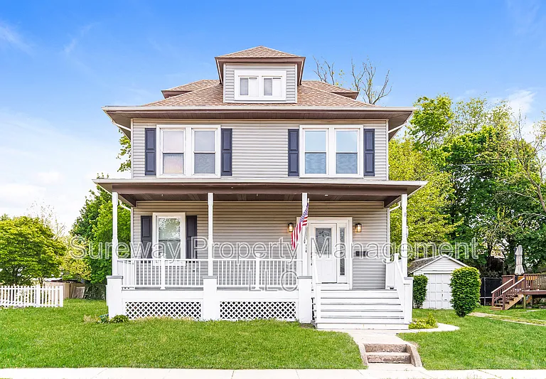 114 Walnut St — Photo 1