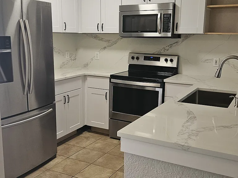 8274 Key Royal Cir #1026 — Photo 4