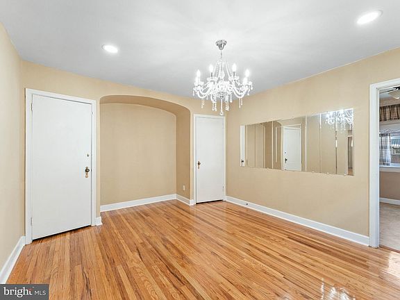 5th image of 1136 Kerper St