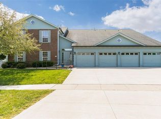 6312 Greenbriar Ln SW UNIT C, Cedar Rapids, IA 52404