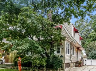 72 University Pl, Staten Island, NY