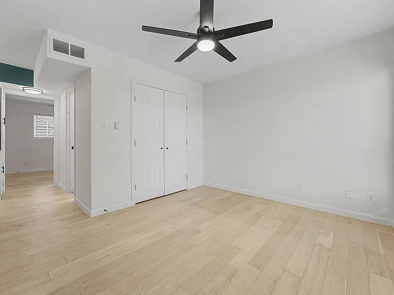 3806 Southridge Dr #4 — Photo 11
