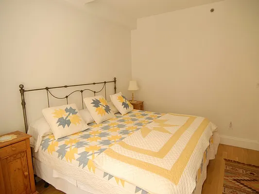 Rented by Sotheby's International Realty | media 41