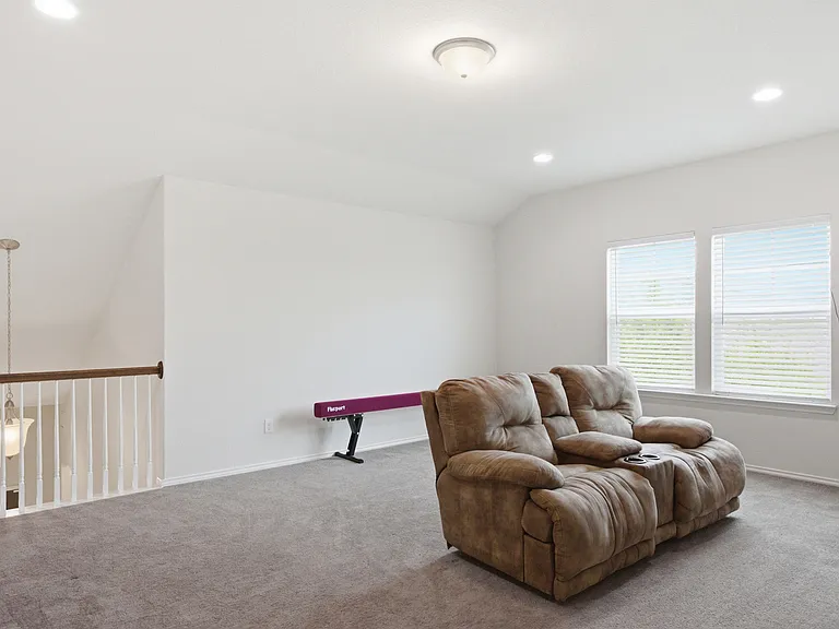 9010 Canopy Bnd — Photo 25