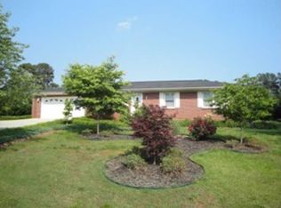 202 Keowee Trl, Seneca, SC 29672