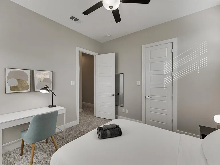 3420 Nomas St — Photo 23