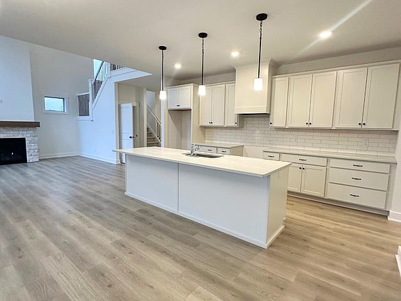 3rd image of 6750 Summer Meadows Ct NE #76