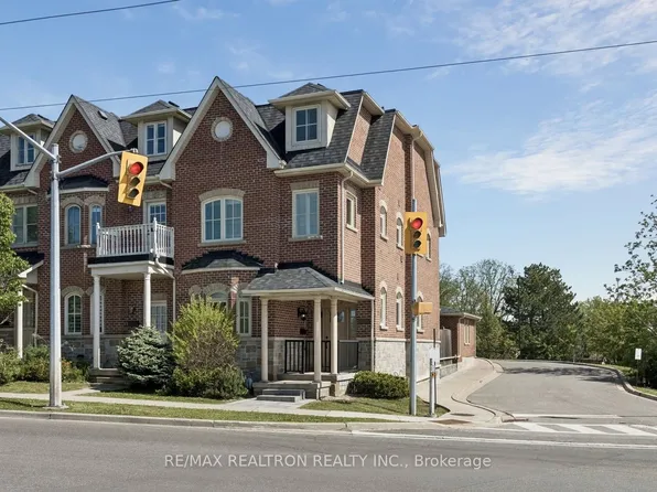 37 Bullock Dr, Markham, ON L3P 8P1