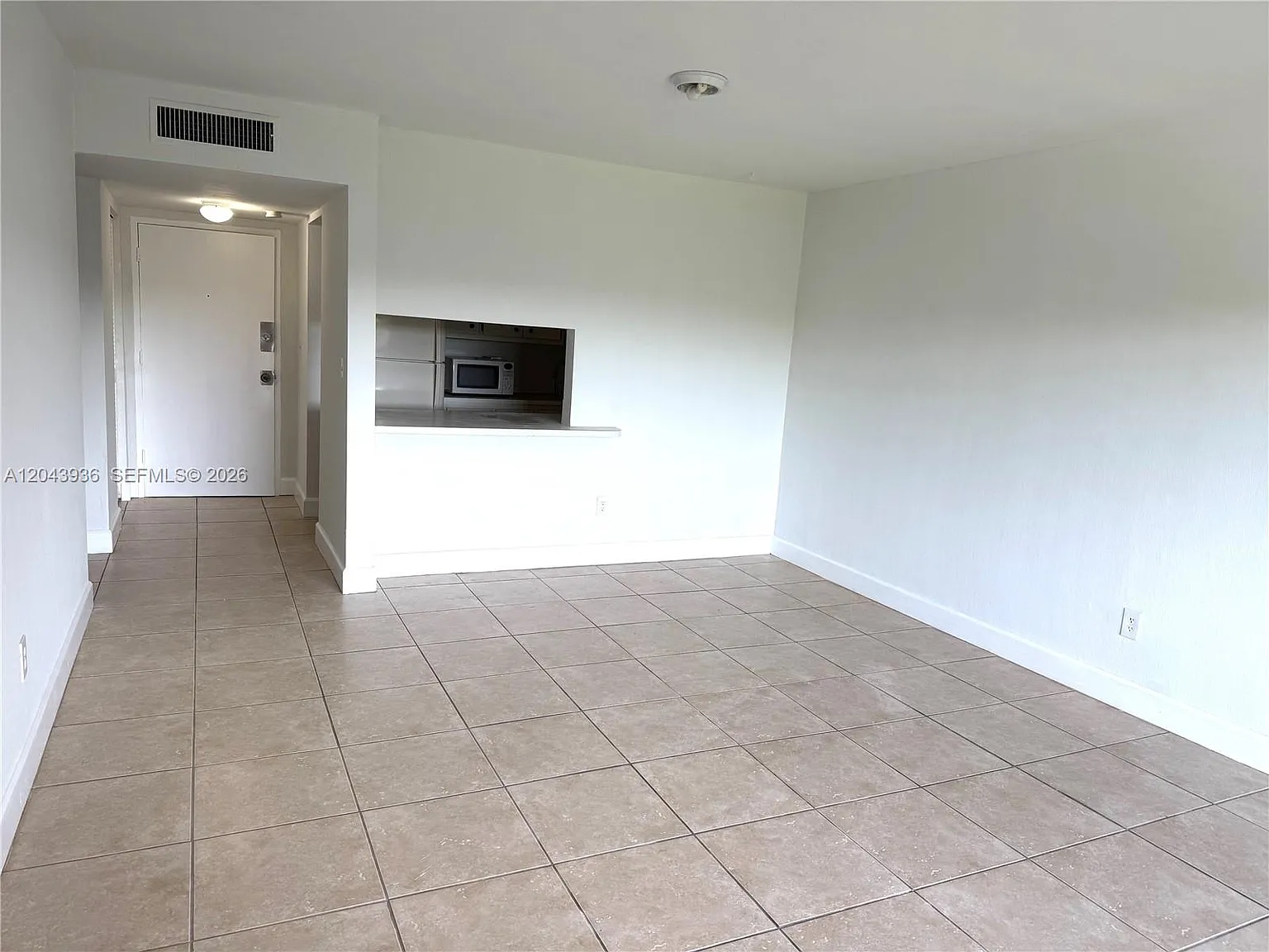 Dadeland Capri Condo — Photo 3