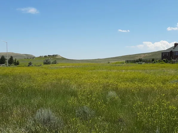 714 Olive Glenn Dr #48, Cody, WY 82414