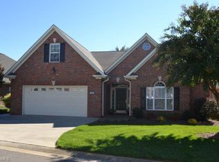 1021 Prestwick Ct, Clemmons, NC 27012