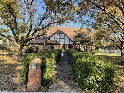 212 Magic Ln, Sunnyvale, TX, 75182