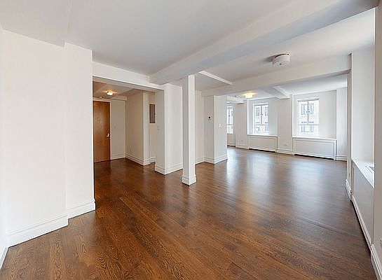 3rd image of 752 W End Ave APT 10C
