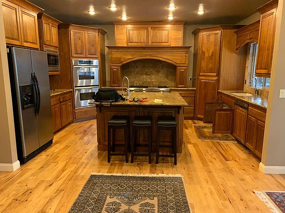View of the kitchen