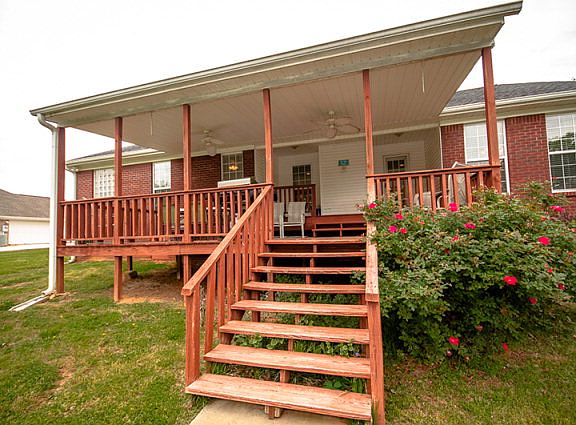 4th image of 49 Malibu Ln