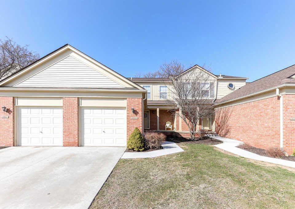 1st image of 3065 Village Cir N