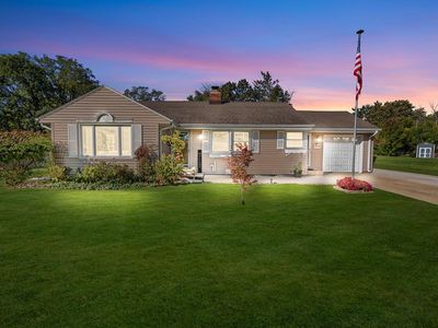 5345 South Tuckaway DRIVE, Greenfield, WI, 53221