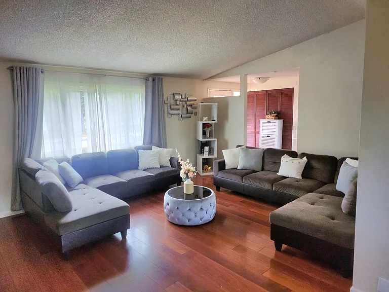 512 Cherry St — Photo 8