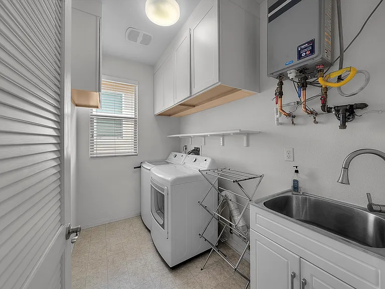 2598 Denali Ct — Photo 22
