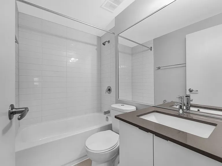 145 York St — Photo 7