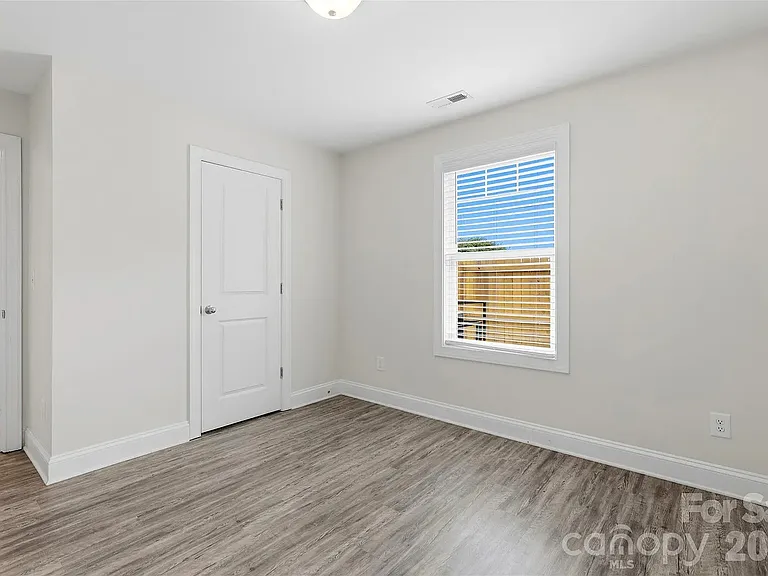 4221 End St — Photo 11