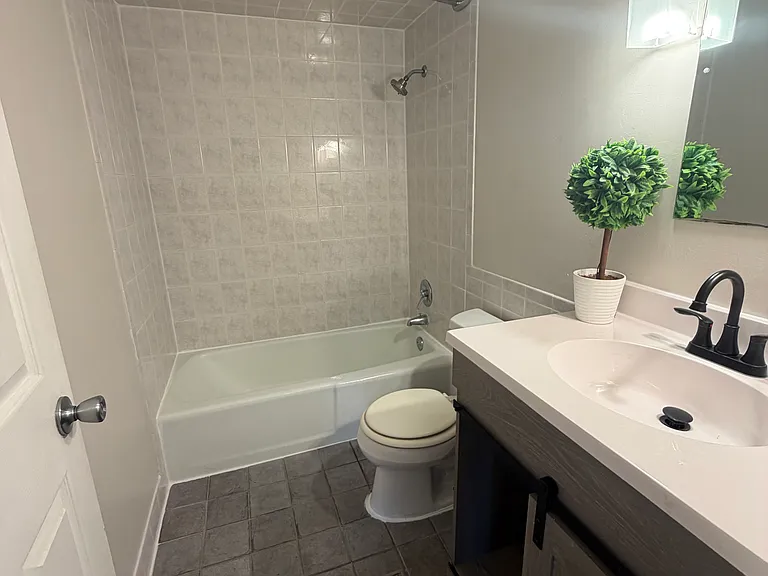 248 E Bailey Rd #1E — Photo 11