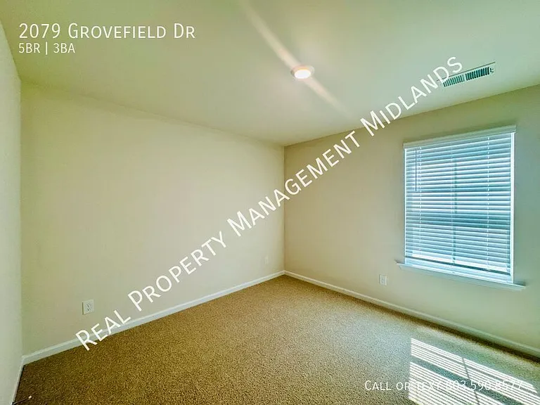 2079 Grovefield Dr — Photo 10