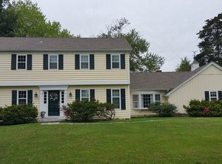 2538 Red Gate Dr, Doylestown, PA 18902