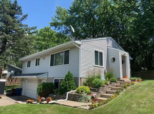 5411 Baker Rd, Minnetonka, MN 55343