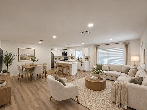 4th image of 11952 SW 176th Ter
