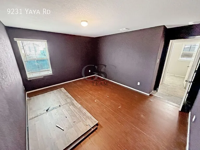 9231 Yaya Rd — Photo 30
