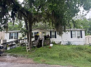 123 Pelle Cir, Onalaska, TX 77360