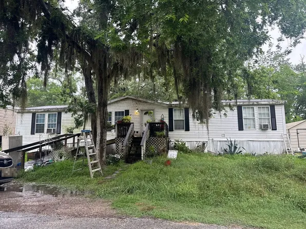 123 Pelle Cir, Onalaska, TX 77360