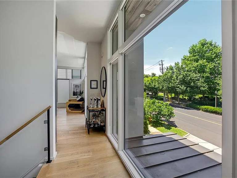 715 Ralph McGill Blvd NE — Photo 11