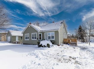 32 Confederation St, Charlottetown, PE C1A 5V4