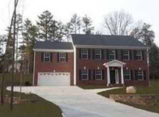 1061 Arrowhead Dr SE, Concord, NC 28025