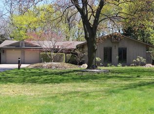 262 Mount Airy Dr, Rochester, NY 14617