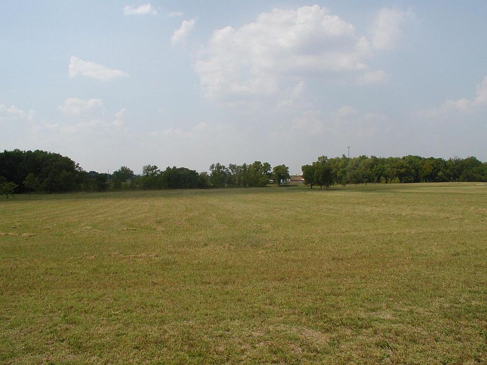 1st image of Oakwood Dr #Iv