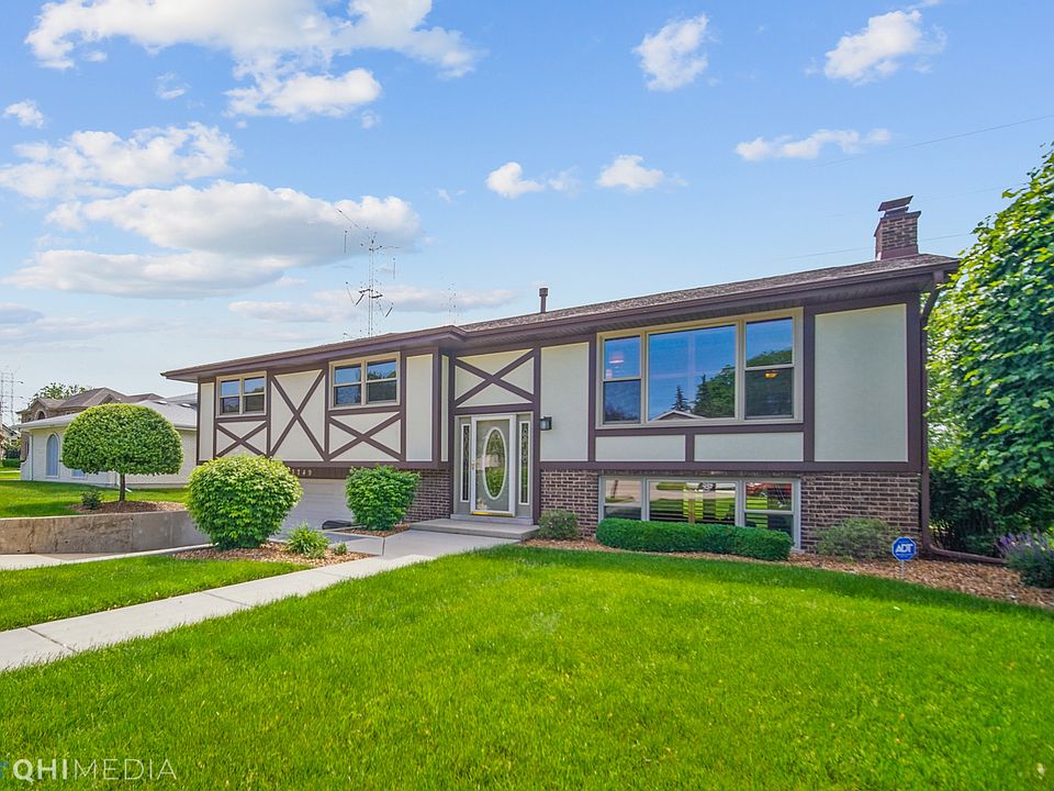 1st image of 13749 Venetian Ct