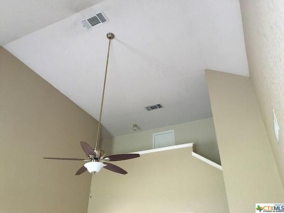 5th image of 1807 Volley Ln
