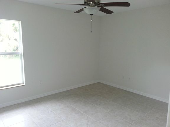 5th image of 1279 SW Avens Street