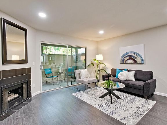 4th image of 1010 Summerplace Dr