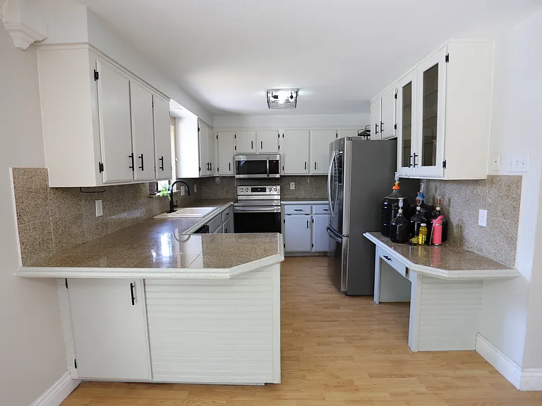 9239 W Zuni Dr — Photo 3