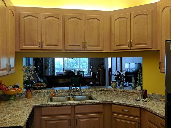 2nd image of 2503 N Nob Hill Road #406